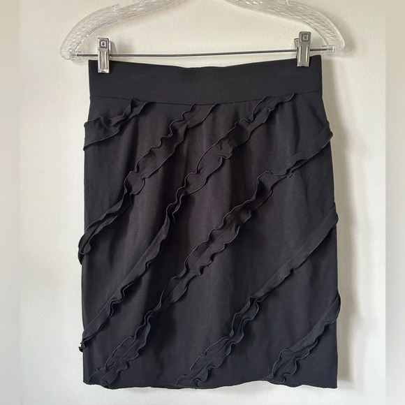 Marc by Marc Jacob’s Bodycon  Ruffle Black Mini Skirt - Picture 1 of 3